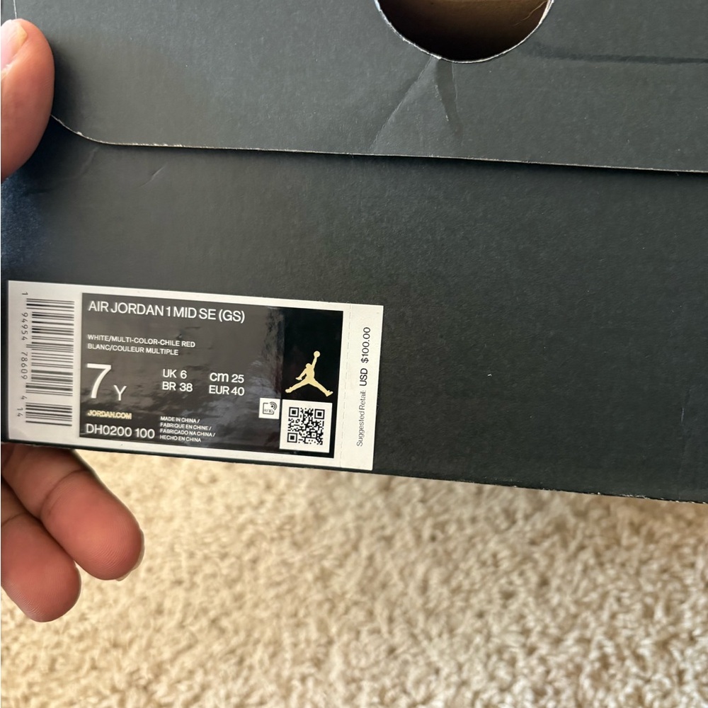 Air Jordan 1 Mid SE (GS) Sneakers